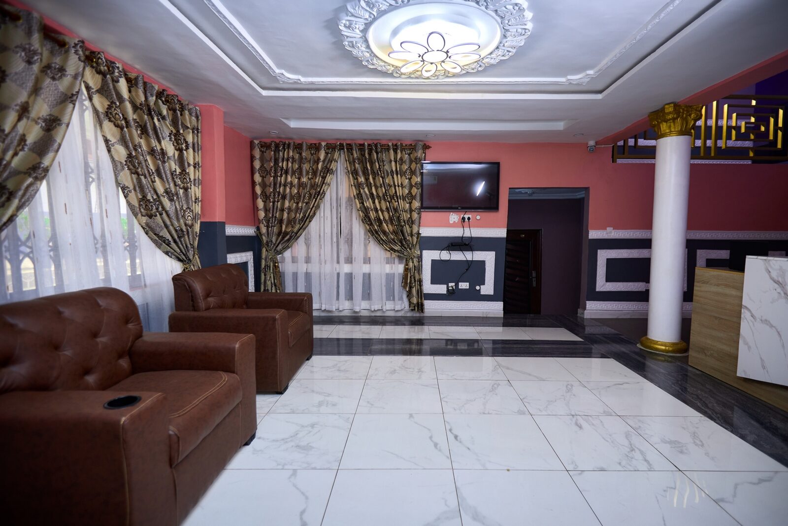 Guest Lounge